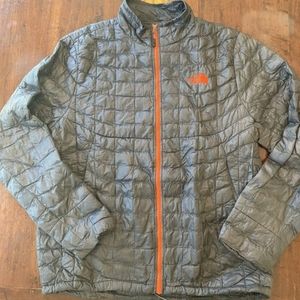 North Face thermoball jacket. Mens large